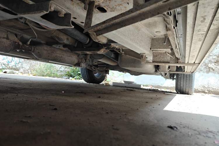 Used HYOSOW S3 2016 1.5L Manual Comfort Version China IV Emission Standard Chassis Front Left