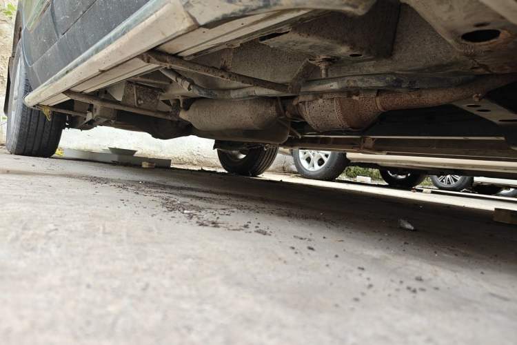 Used HYOSOW S3 2016 1.5L Manual Comfort Version China IV Emission Standard Chassis Front Right