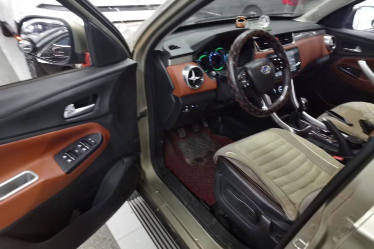 Used HYOSOW S3 2016 S3L 1.5L Manual Prestige Edition Driver Seat