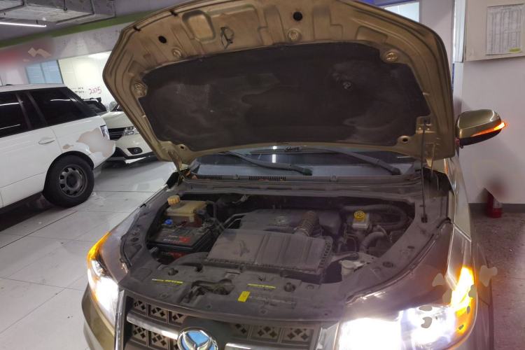 Used HYOSOW S3 2016 S3L 1.5L Manual Prestige Edition Engine Bay