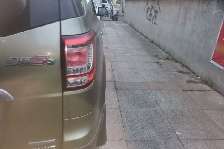 Used HYOSOW S3 2016 1.5L Manual Luxury Edition China IV Emission Standard Exterior 3