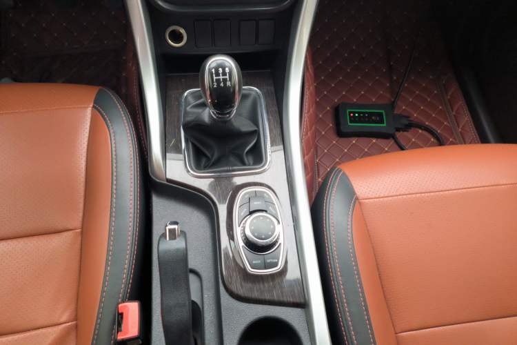 Used HYOSOW S3 2016 S3L 1.5L Manual Prestige Edition Gear Lever