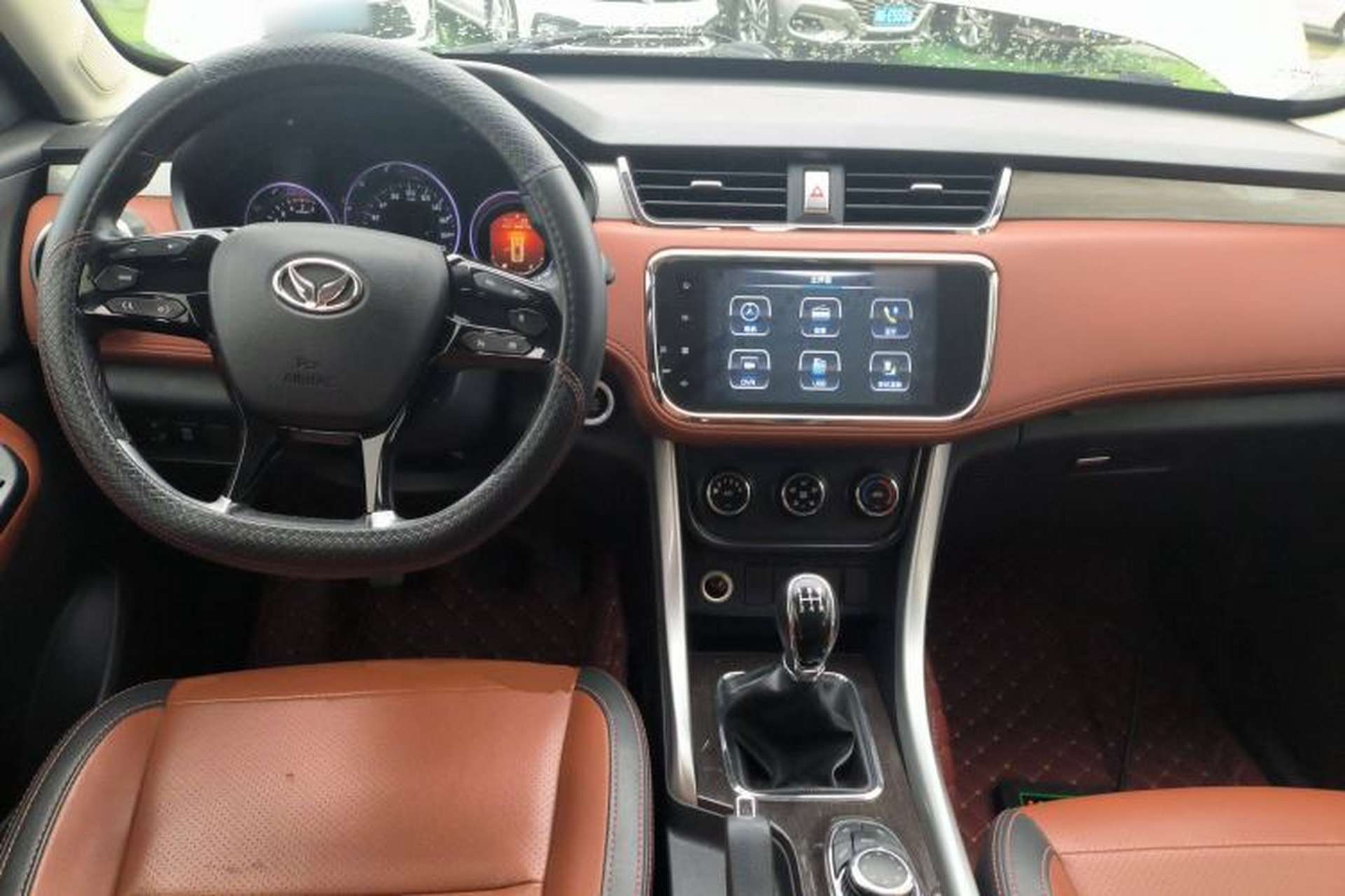 Used HYOSOW S3 2016 S3L 1.5L Manual Prestige Edition Interior 2