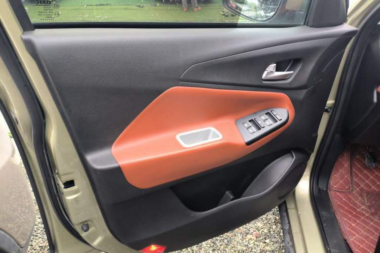 Used HYOSOW S3 2016 S3L 1.5L Manual Prestige Edition Interior 7