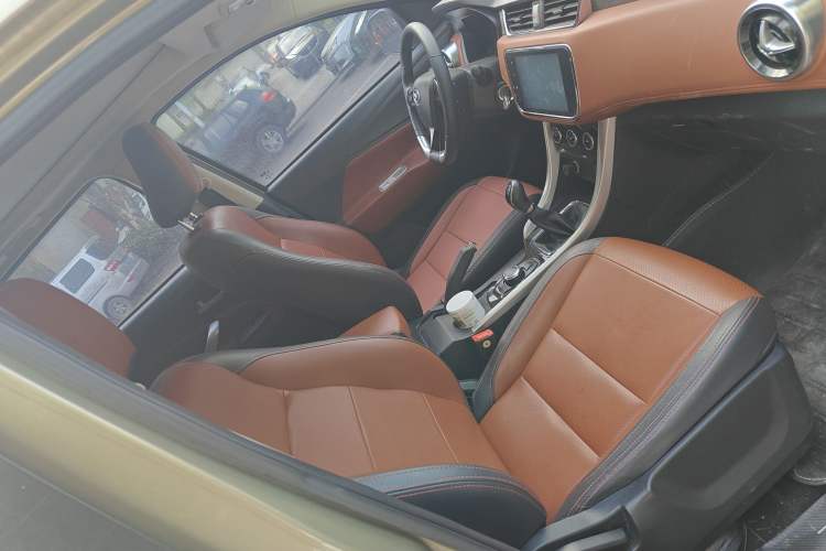 Used HYOSOW S3 2016 S3L 1.5L Manual Premium Edition Right Front Seat