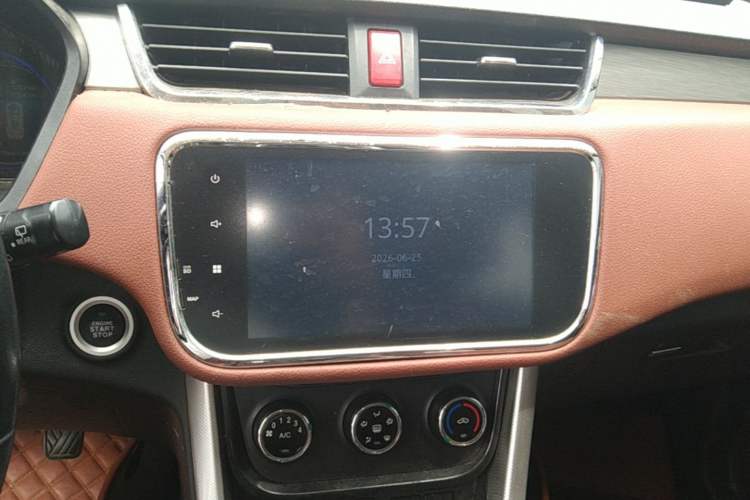 Used HYOSOW S3 2017 1.5L Manual Luxury Model Audio And AC Panel