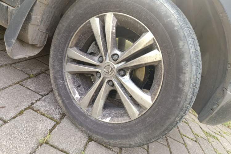 Used HYOSOW S3 2017 1.5L Manual Luxury Model Right Front Wheel Hub