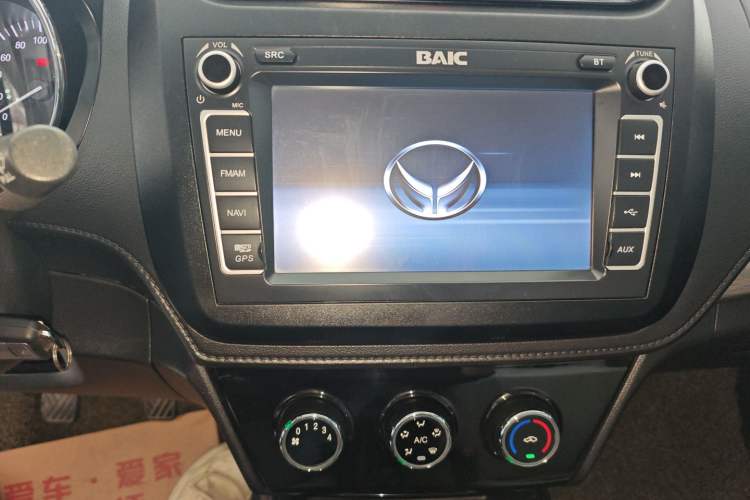 Used HYOSOW S3 2017 1.5L Manual Luxury Model Audio And AC Panel