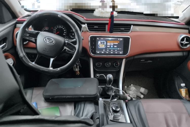 Used HYOSOW S3 2017 1.5L Manual Luxury Model Center Console