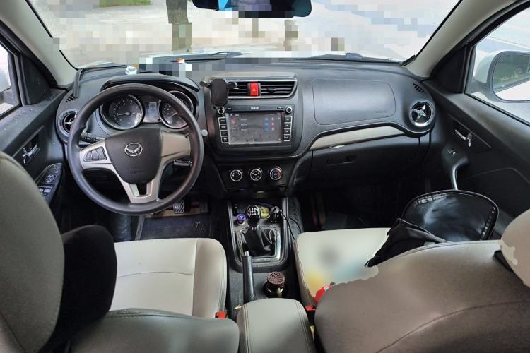 Used HYOSOW S3 2017 1.5L Manual Luxury Model Center Console