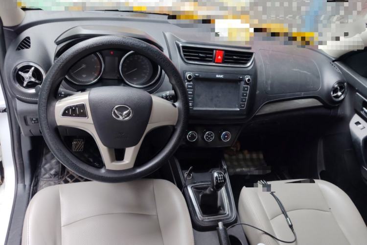 Used HYOSOW S3 2017 1.5L Manual Luxury Model Center Console