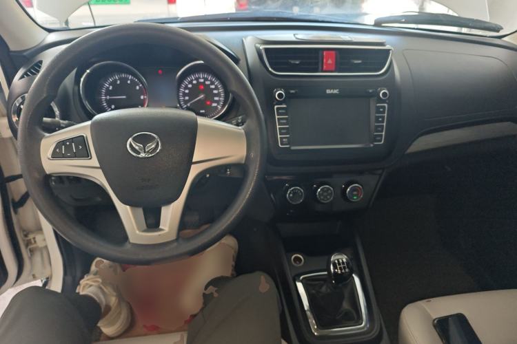 Used HYOSOW S3 2017 1.5L Manual Luxury Model Center Console
