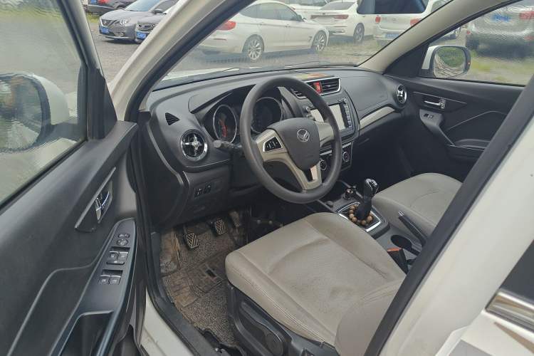 Used HYOSOW S3 2017 1.5L Manual Luxury Model Driver Seat