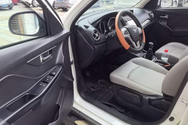 Used HYOSOW S3 2017 1.5L Manual Luxury Model Driver Seat
