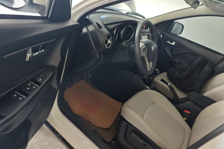 Used HYOSOW S3 2017 1.5L Manual Luxury Model Driver Seat