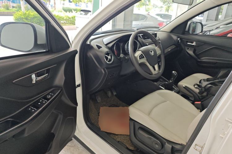 Used HYOSOW S3 2017 1.5L Manual Luxury Model Driver Seat