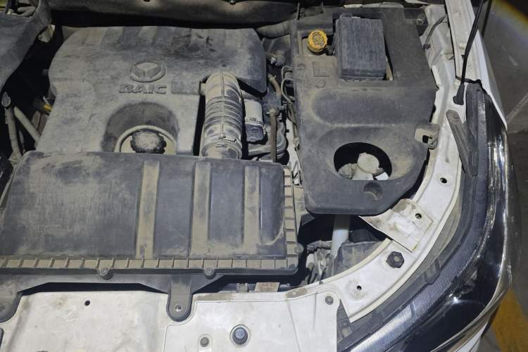 Used HYOSOW S3 2017 1.5L Manual Luxury Model Engine Bay Left