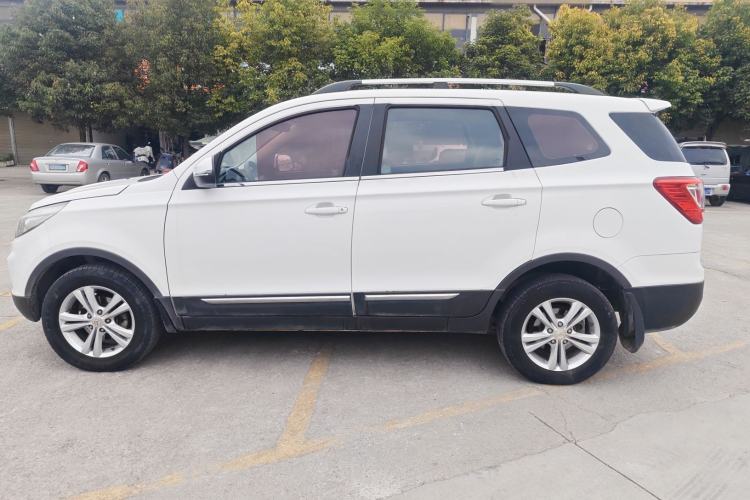 Used HYOSOW S3 2017 1.5L Manual Luxury Model Exterior 2