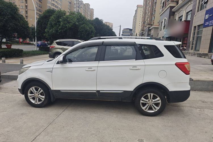 Used HYOSOW S3 2017 1.5L Manual Luxury Model Exterior 5