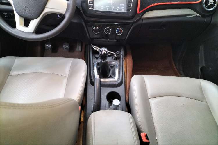 Used HYOSOW S3 2017 1.5L Manual Luxury Model Gear Lever