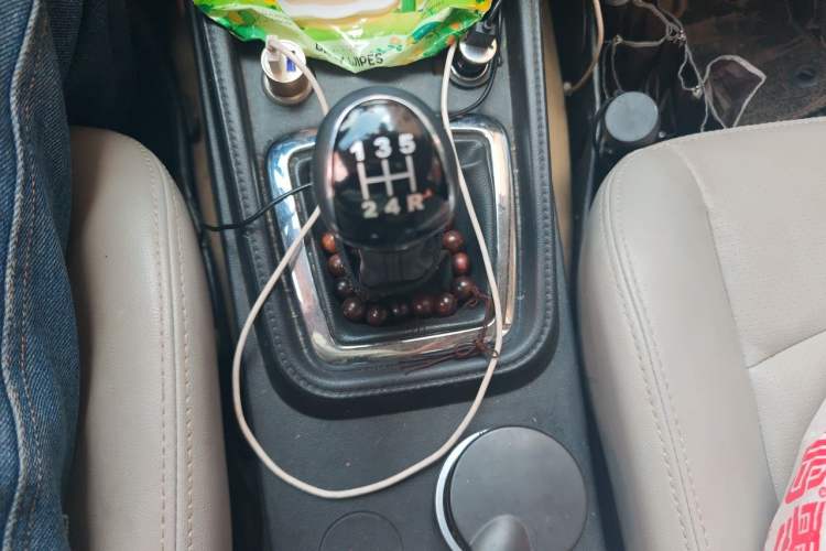Used HYOSOW S3 2017 1.5L Manual Luxury Model Gear Lever