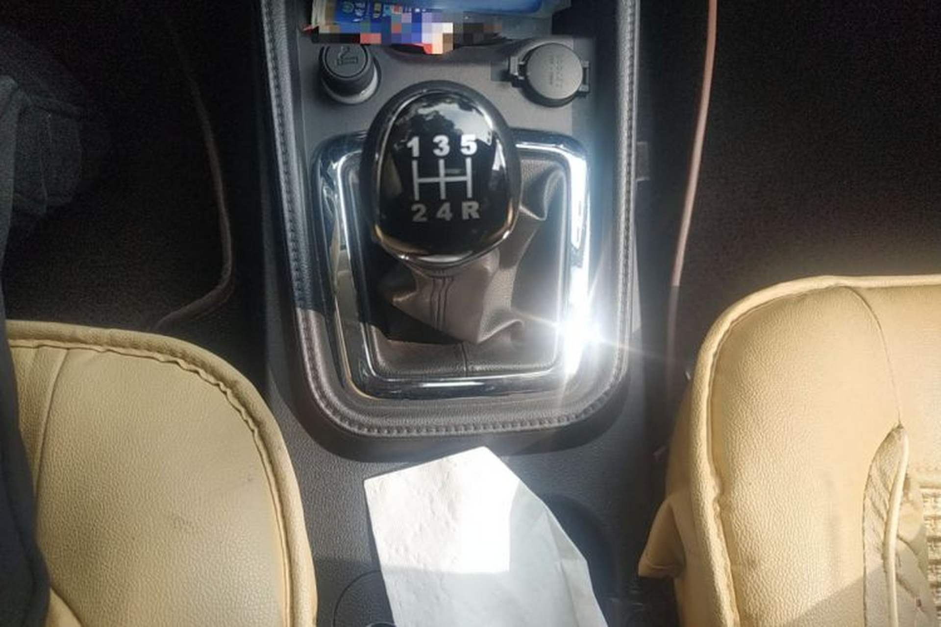 Used HYOSOW S3 2017 1.5L Manual Luxury Model Gear Lever