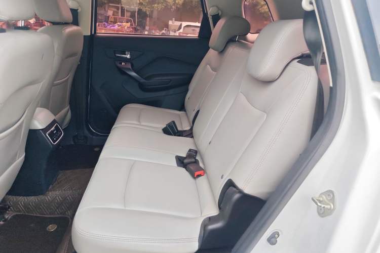Used HYOSOW S3 2017 1.5L Manual Luxury Model Interior 1