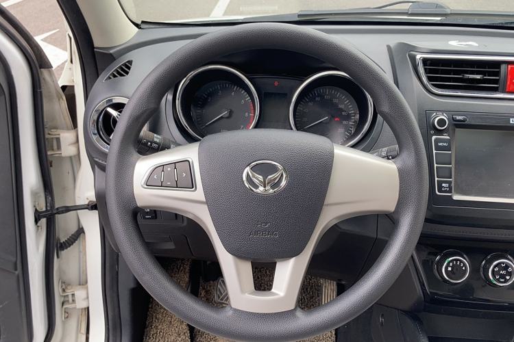 Used HYOSOW S3 2017 1.5L Manual Luxury Model Interior 11