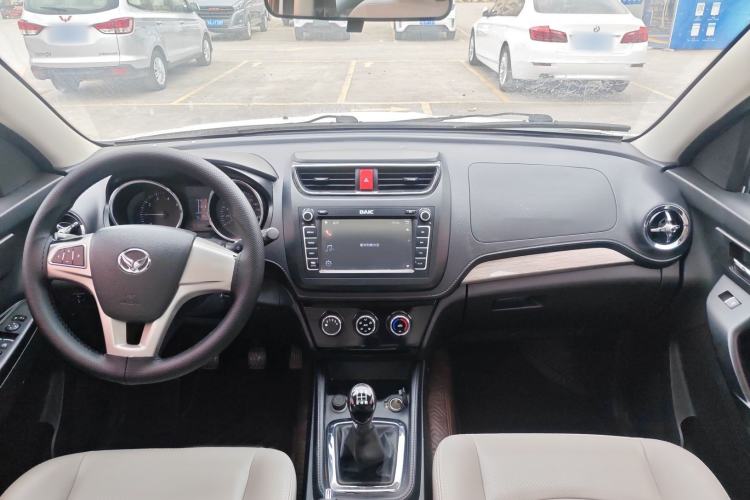 Used HYOSOW S3 2017 1.5L Manual Luxury Model Interior 3
