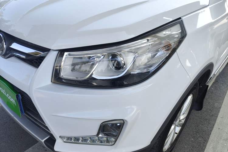 Used HYOSOW S3 2017 1.5L Manual Luxury Model Left Front Headlight