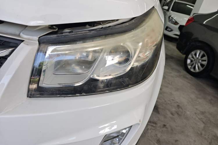 Used HYOSOW S3 2017 1.5L Manual Luxury Model Left Front Headlight