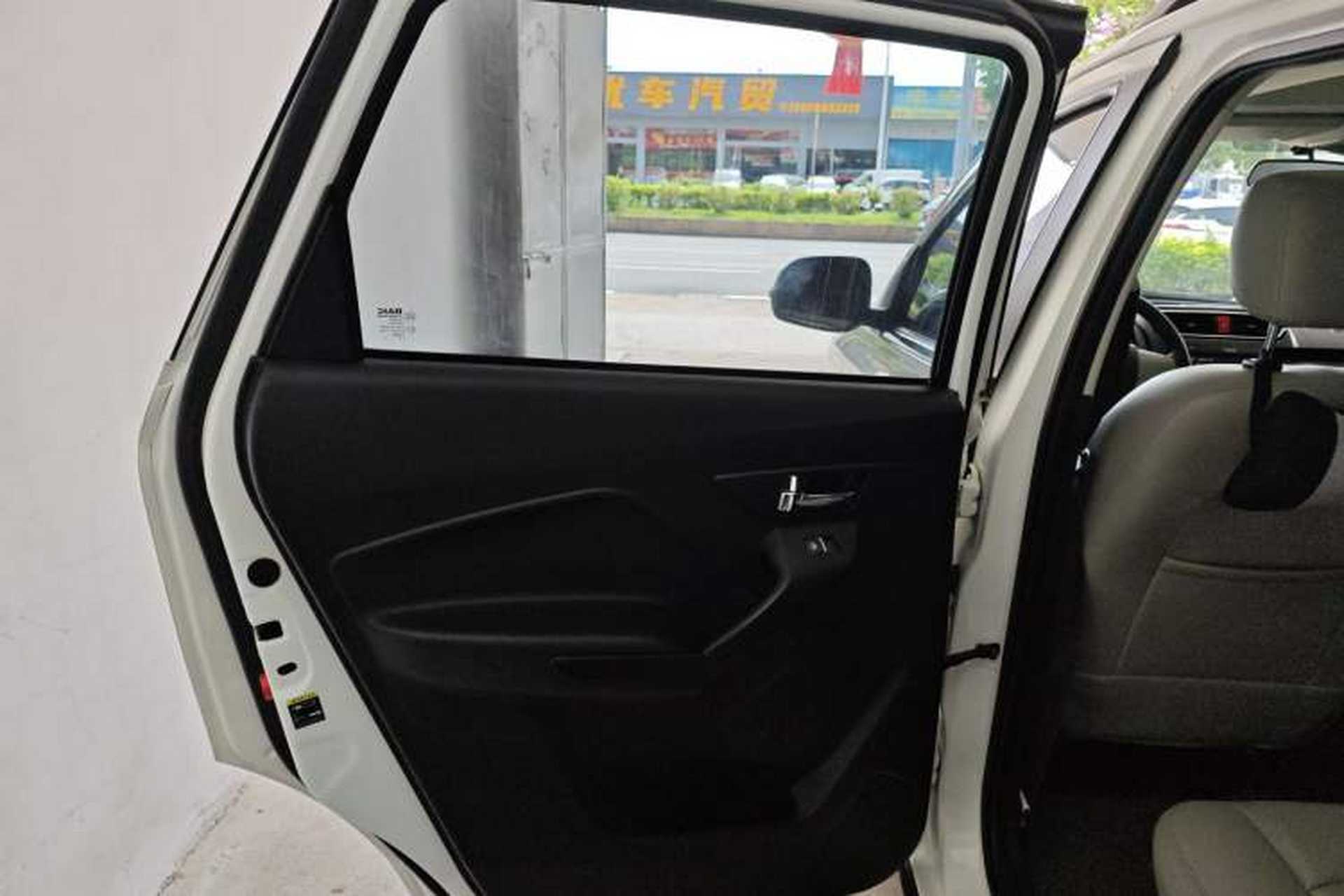 Used HYOSOW S3 2017 1.5L Manual Luxury Model Left Rear Door Interior