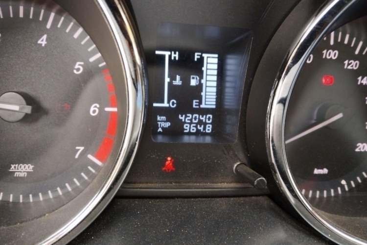 Used HYOSOW S3 2017 1.5L Manual Luxury Model Odometer Close Up