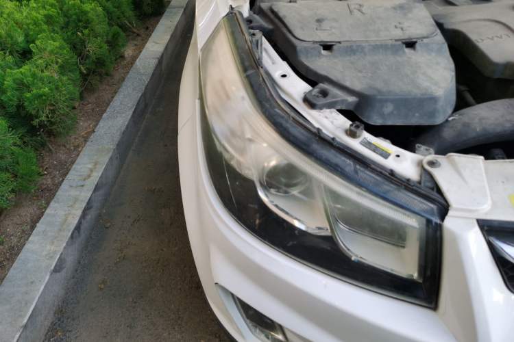 Used HYOSOW S3 2017 1.5L Manual Luxury Model Right Front Headlight