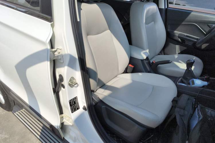 Used HYOSOW S3 2017 1.5L Manual Luxury Model Right Front Seat