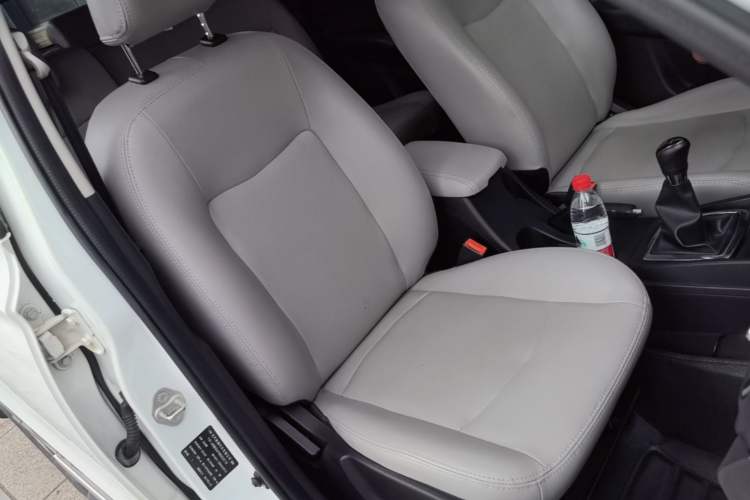 Used HYOSOW S3 2017 1.5L Manual Luxury Model Right Front Seat