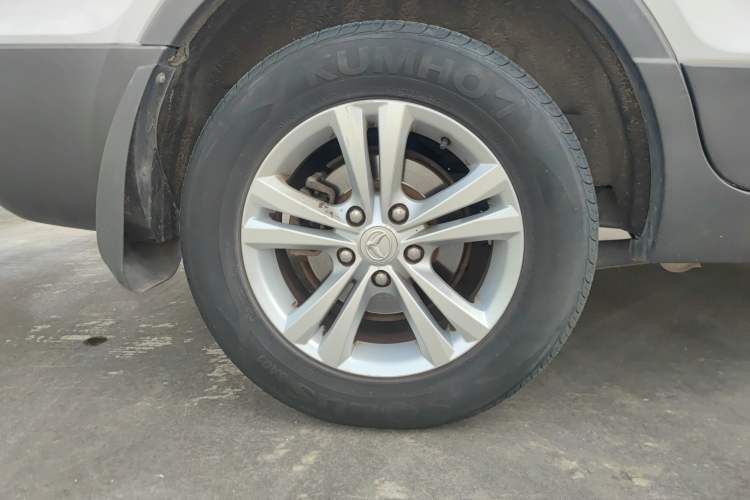 Used HYOSOW S3 2017 1.5L Manual Luxury Model Right Rear Wheel Hub