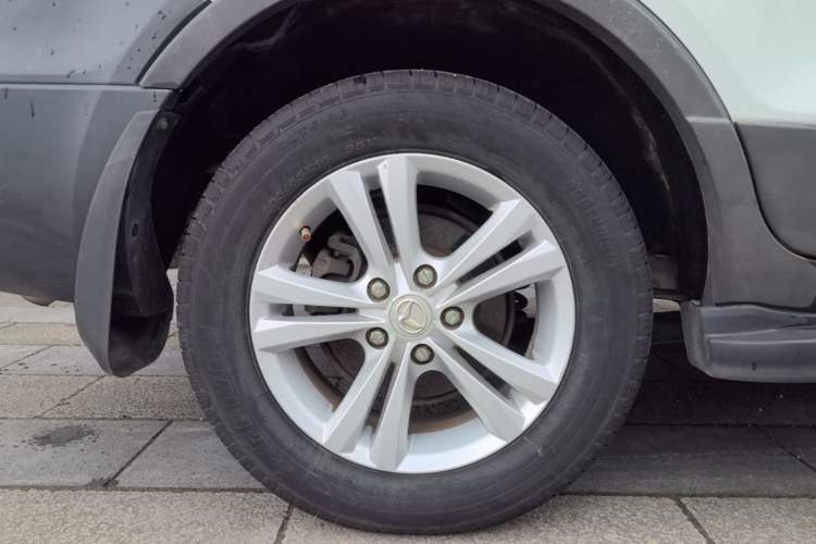 Used HYOSOW S3 2017 1.5L Manual Luxury Model Right Rear Wheel Hub