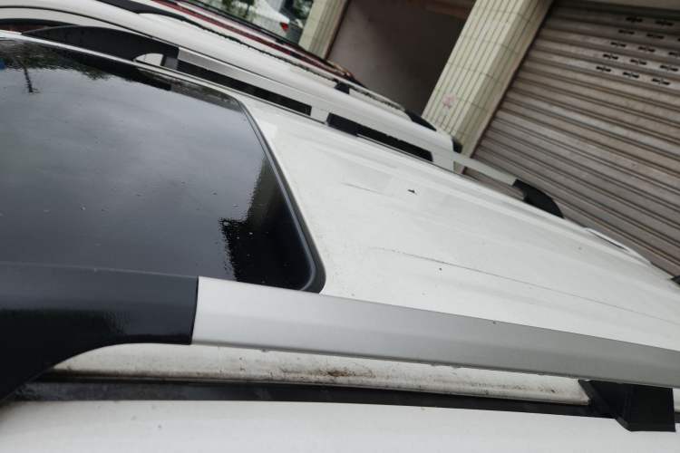 Used HYOSOW S3 2017 1.5L Manual Luxury Model Roof