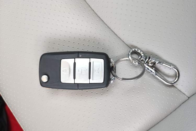 Used HYOSOW S3 2017 1.5L Manual Luxury Model Vehicle Key