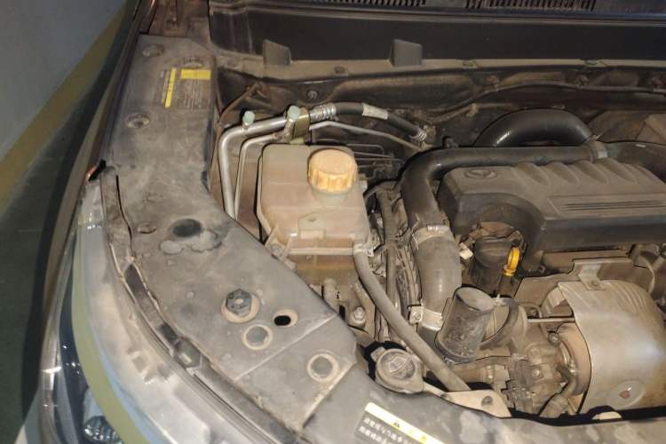 Used HYOSOW S5 2017 1.3T CVT Prestige Edition Engine Bay Right
