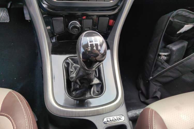 Used HYOSOW S5 2017 1.3T Manual Luxury Model Gear Lever