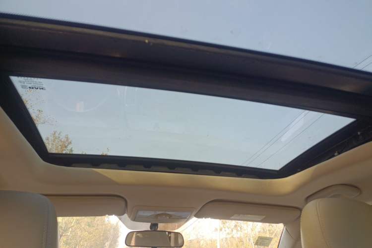 Used HYOSOW S5 2017 1.3T Manual Prestige Edition Headliner