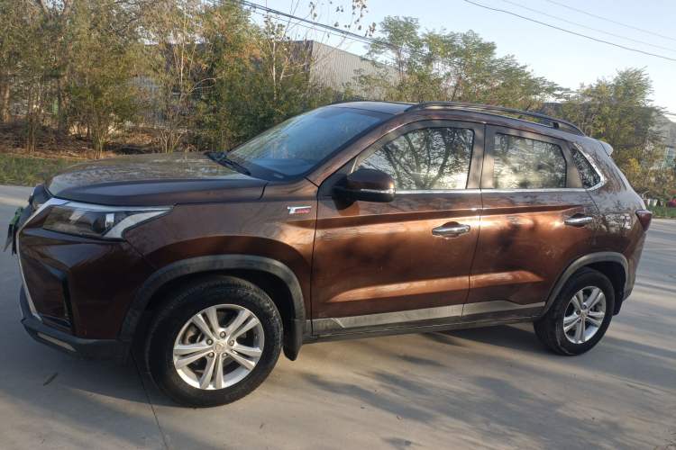 Used HYOSOW S5 2017 1.3T Manual Prestige Edition Left Side