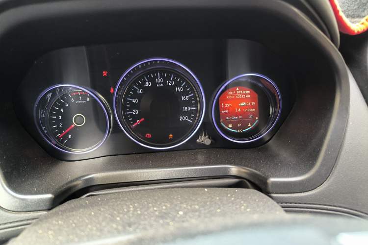 Used HYOSOW S5 2017 1.3T CVT Luxury Model Odometer Close Up