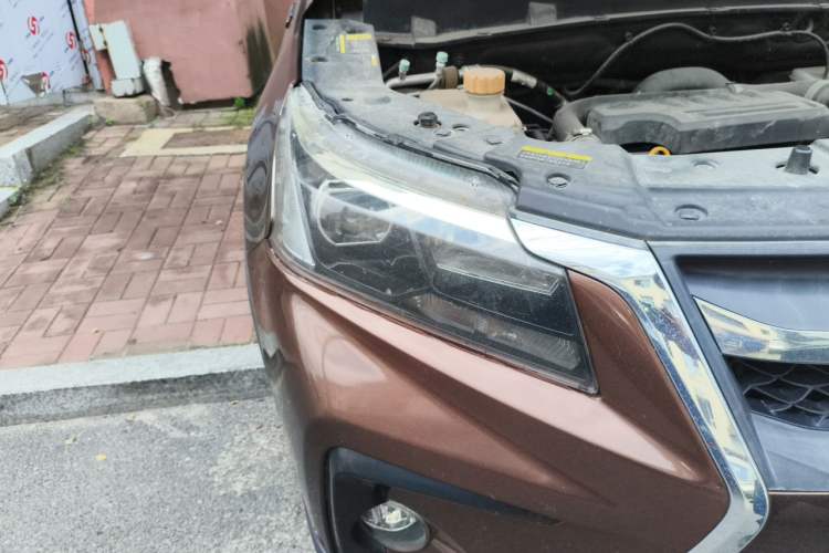 Used HYOSOW S5 2017 1.3T Manual Prestige Edition Right Front Headlight