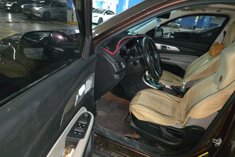Used HYOSOW S5 2017 1.3T Manual Luxury Model Driver Seat