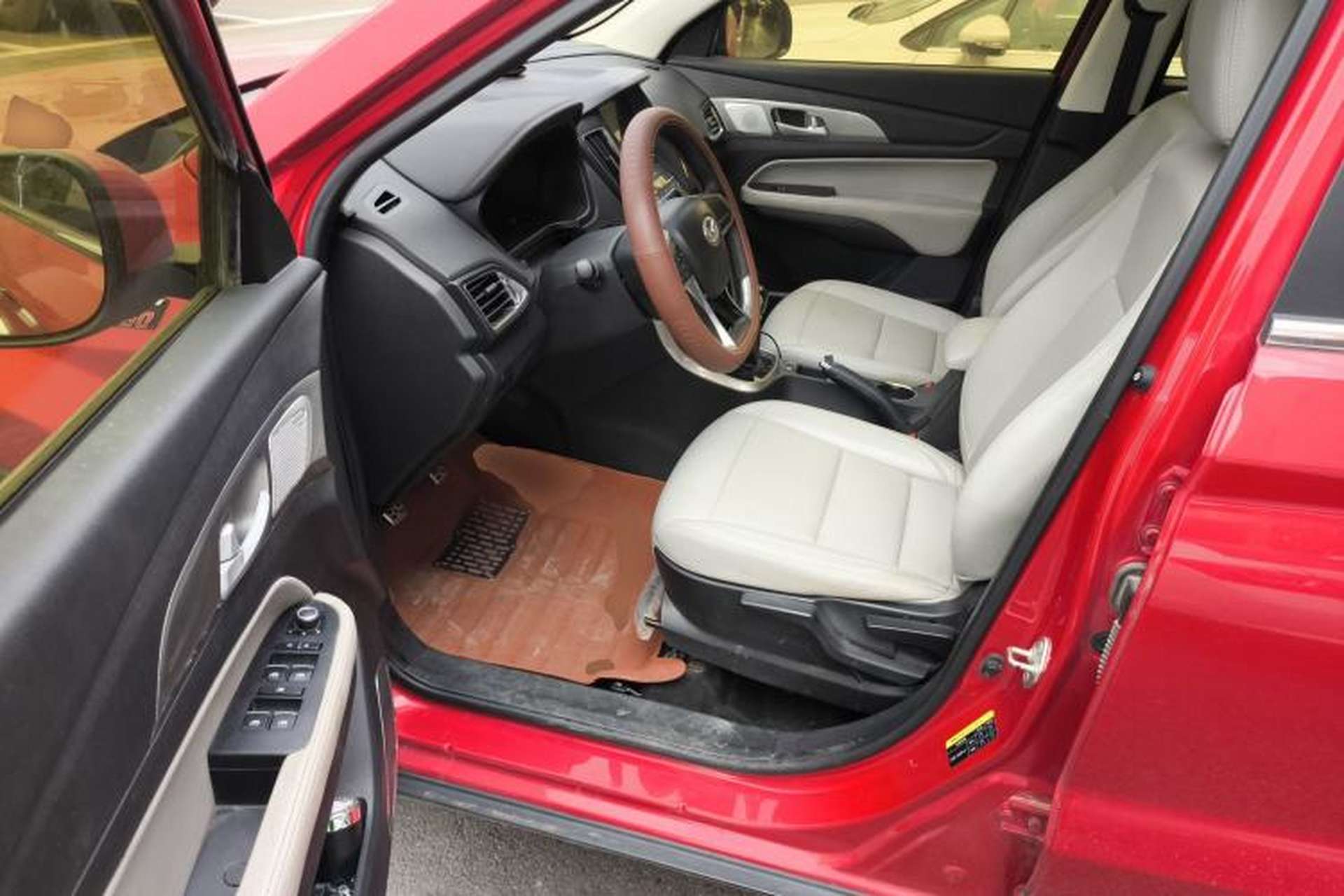Used HYOSOW S5 2017 1.3T Manual Prestige Edition Driver Seat