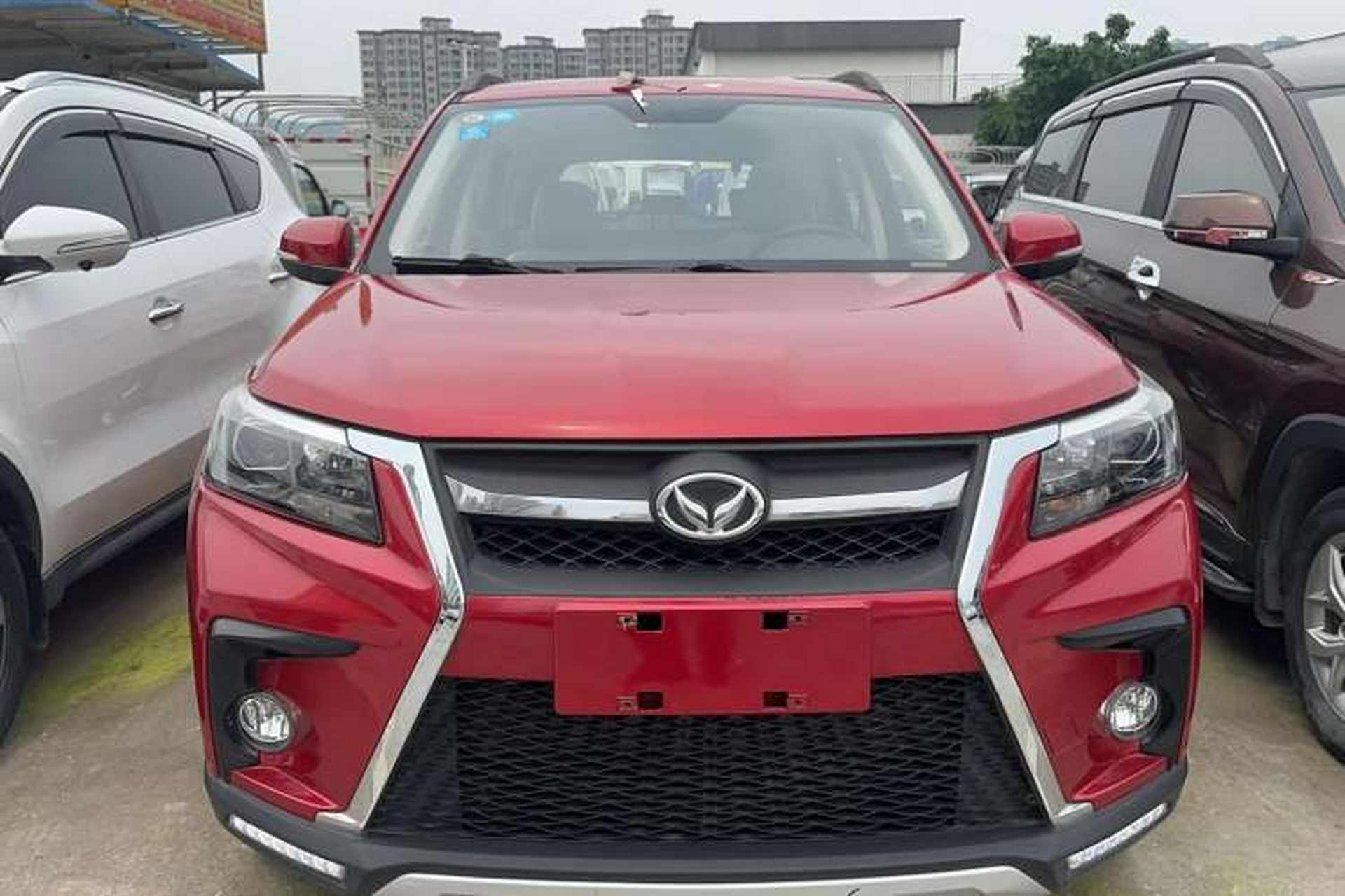 Used HYOSOW S5 2017 1.3T Manual Prestige Edition Front