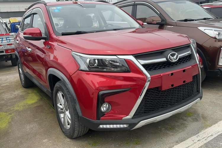 Used HYOSOW S5 2017 1.3T Manual Prestige Edition Front Right 45 Deg